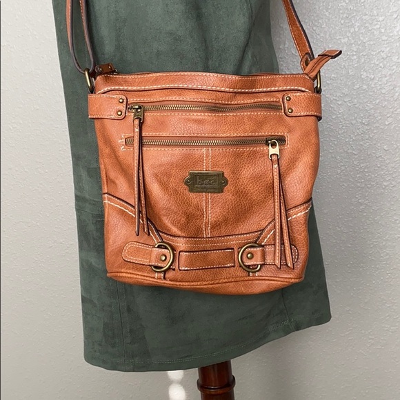 ⭐️ SOLD ⭐️ B.O.C Born Concept Cross Body Bag - Picture 2 of 9